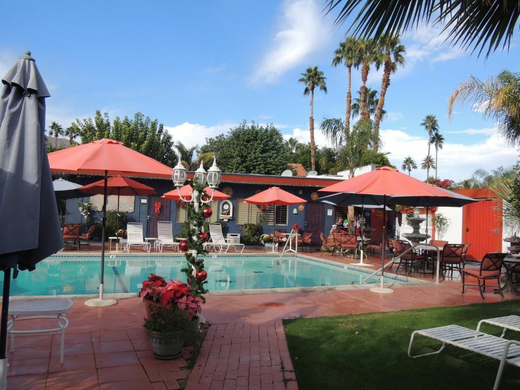 Casa Larrea Inn Palm Desert Exterior photo